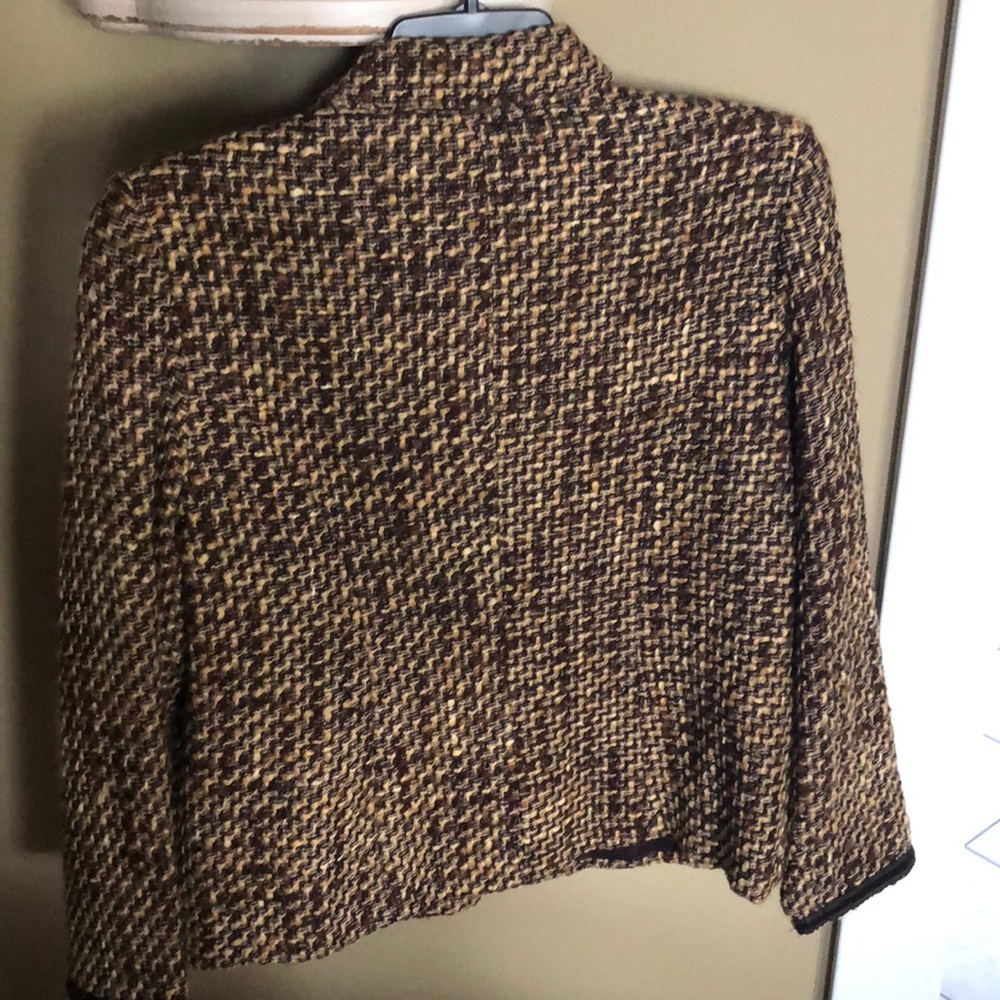 Stunning Fall Jacket!!! - image 4